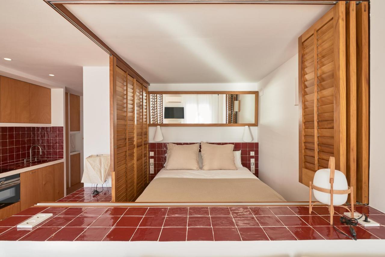 Beachfront Suite In Cadaques Center Extérieur photo